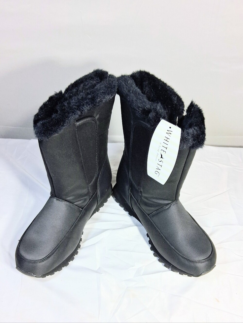 Women's Size 8 White Stag Nwt Faux Fur Lining Mid Calf Traction Winter Boots